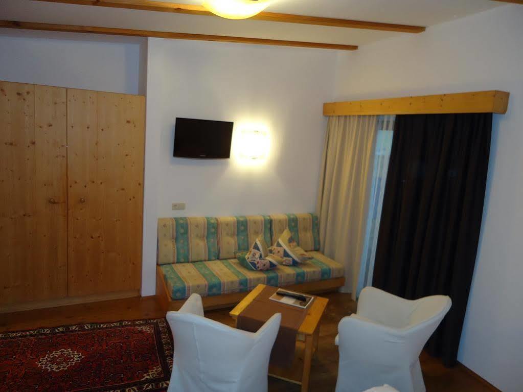 Hotel Dolomitenblick Terento Zewnętrze zdjęcie